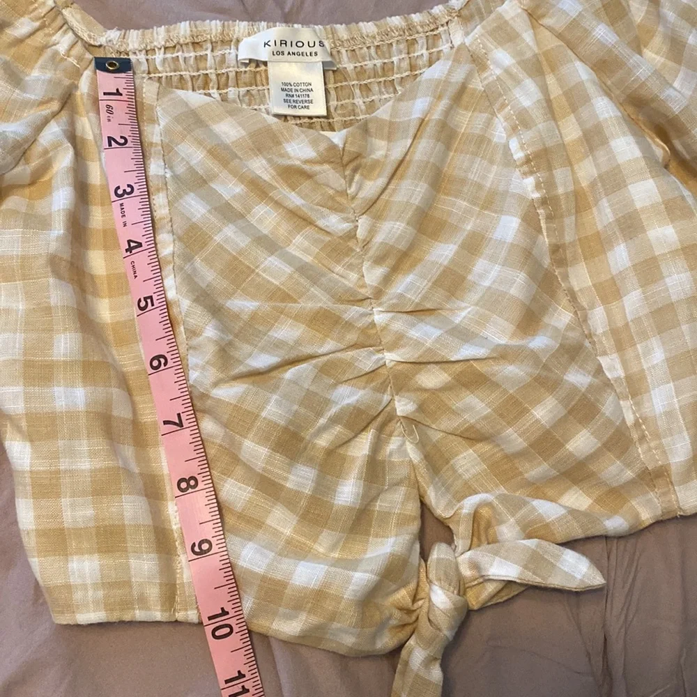 Yellow Spring Top - Picture 4 of 7